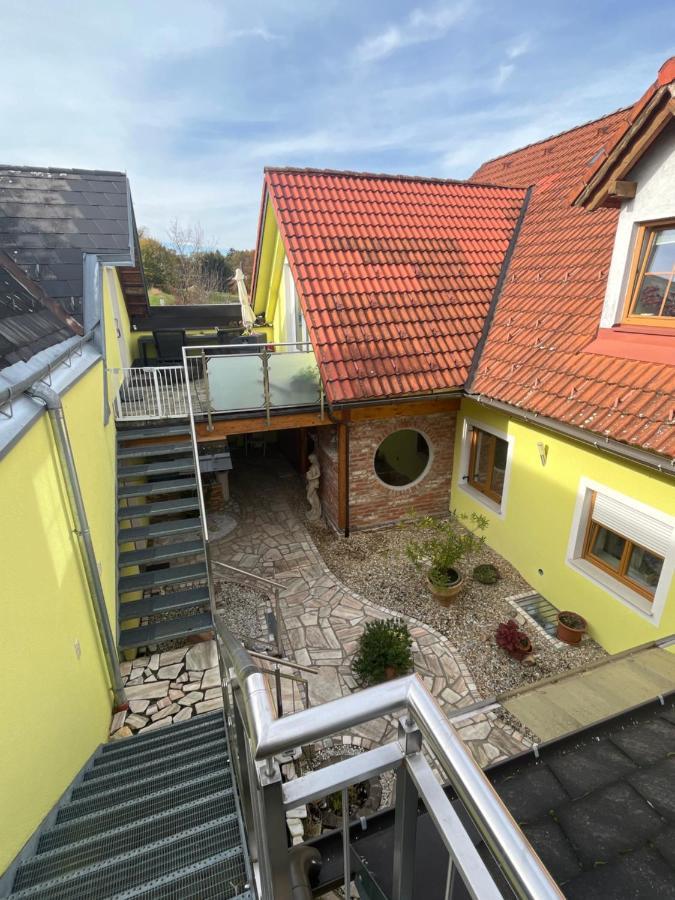 Ferienwohnung Im Thermenland Fuerstenfeld Exteriör bild
